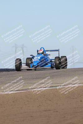 media/Oct-26-2025-CalClub SCCA (Sun) [[8ce1e69566]]/Group 3/Grapevine/